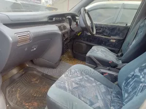 Toyota TownAce Noah 1998 Blue