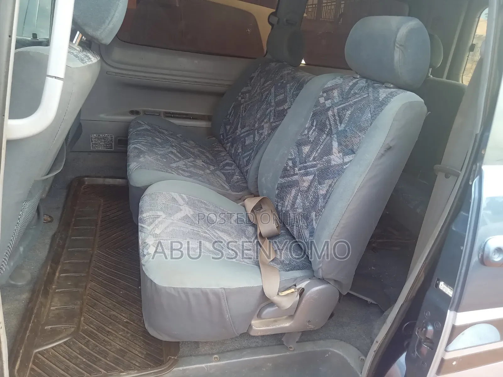 Toyota TownAce Noah 1998 Blue