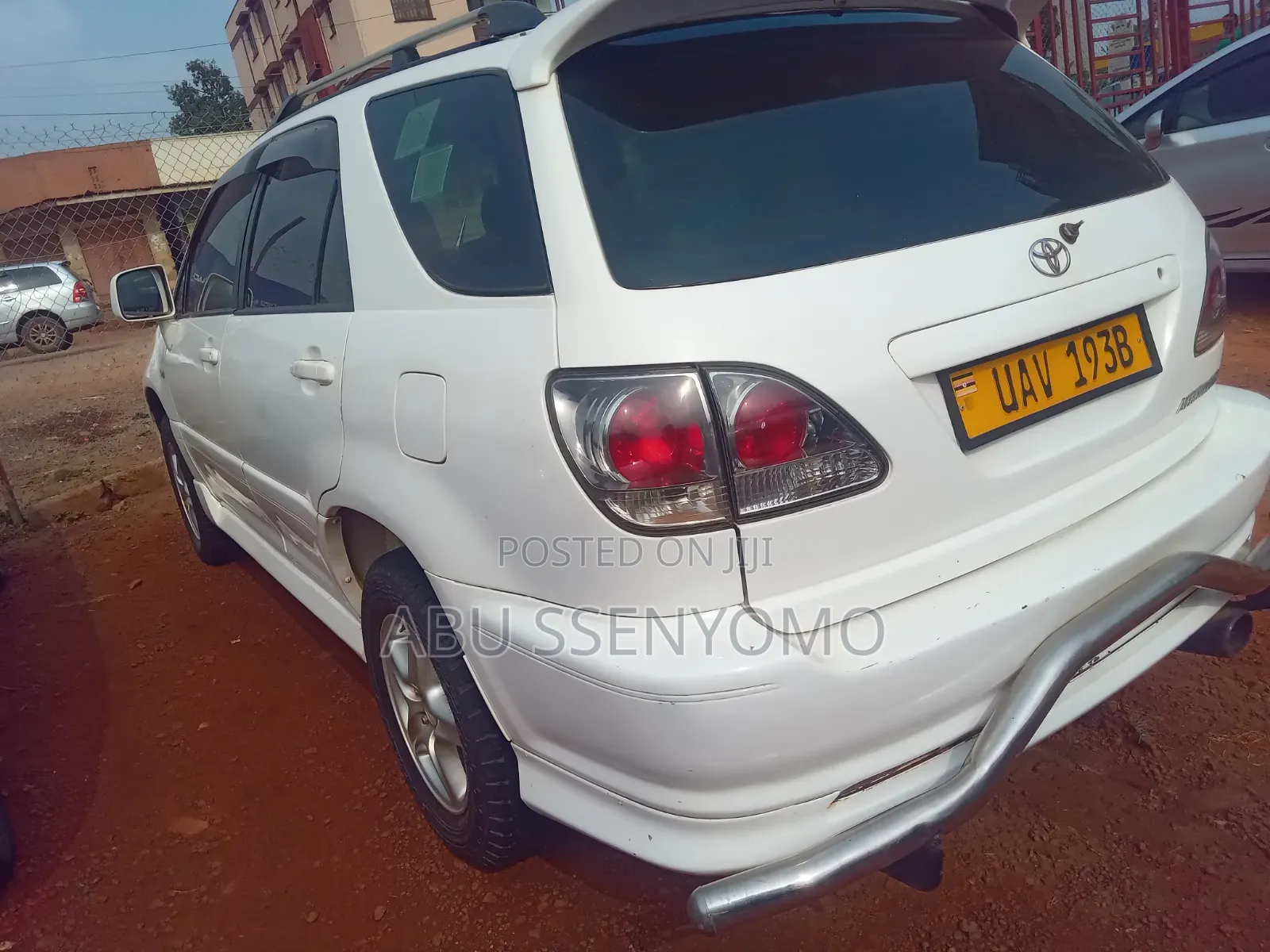 Toyota Harrier 1998 White