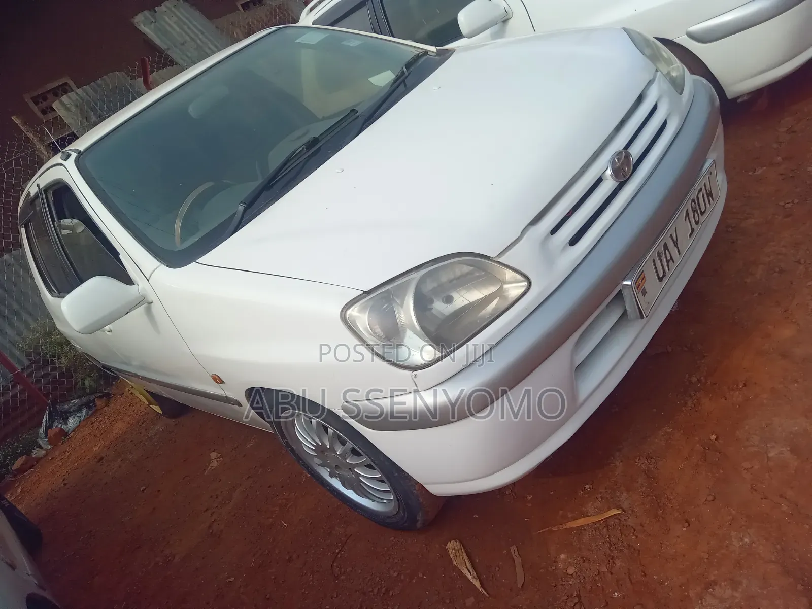 Toyota Raum 1999 White
