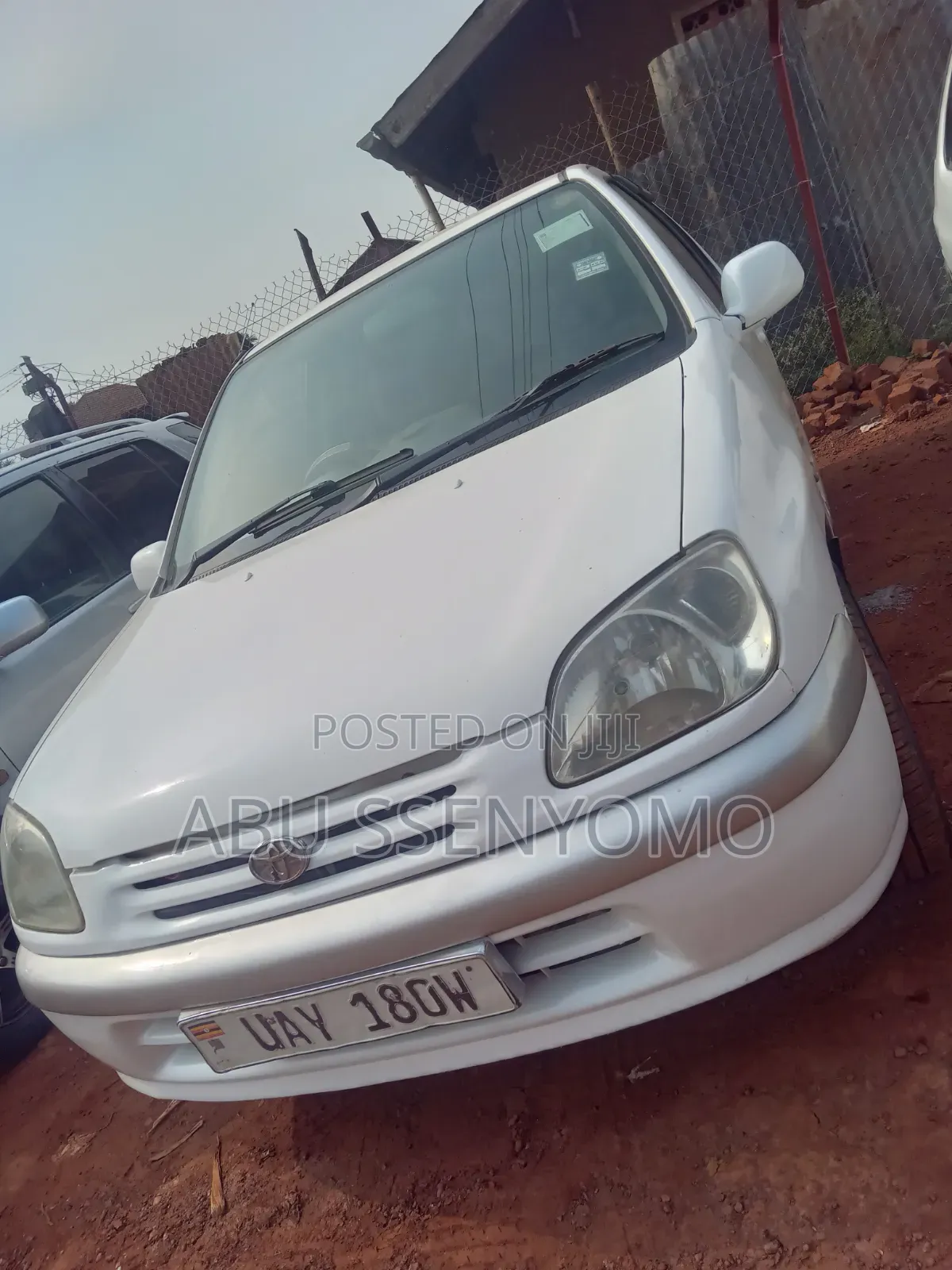 Toyota Raum 1999 White