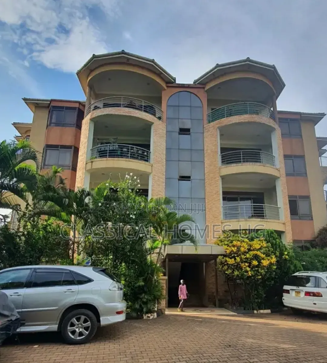 3bdrm Apartment in Lubowa Entebbe Road, Central Division for rent