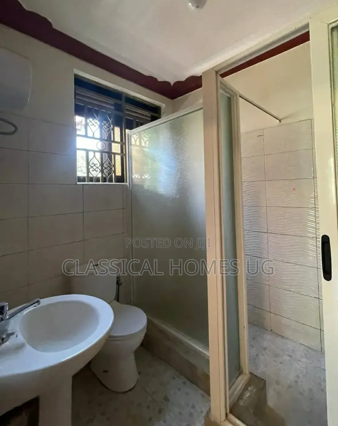 3bdrm Apartment in Lubowa Entebbe Road, Central Division for rent