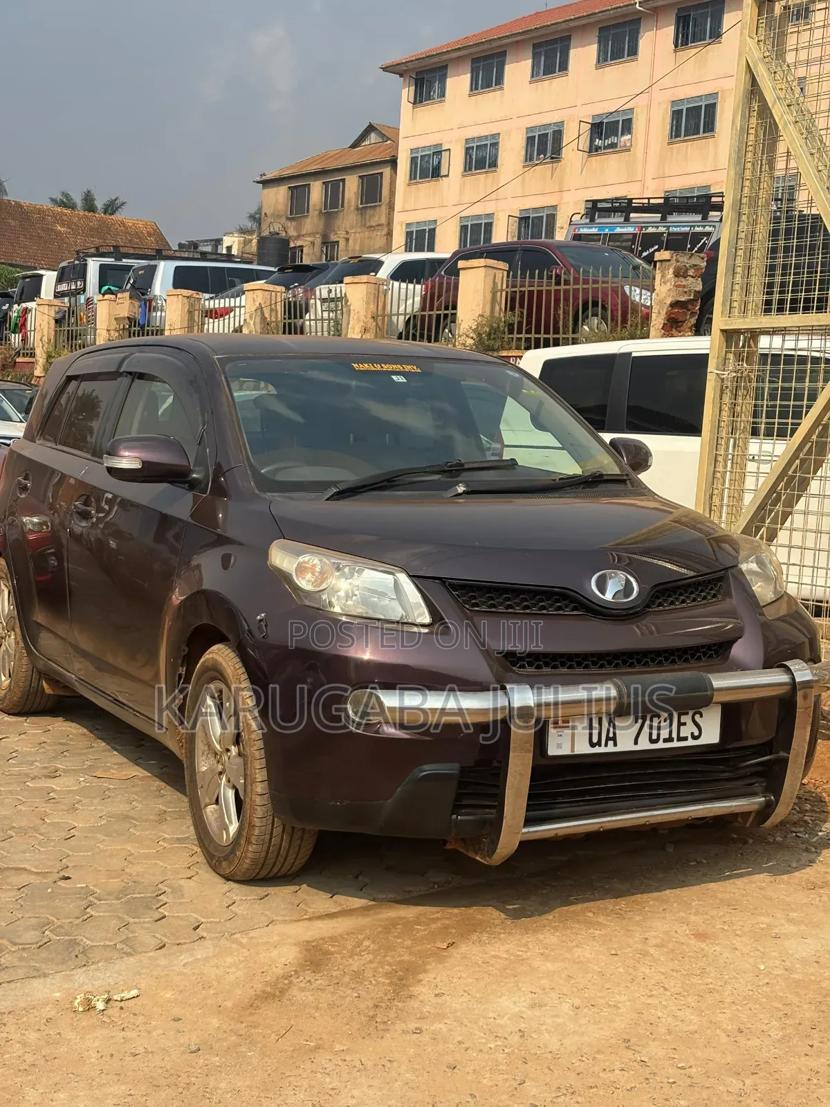 Toyota IST 2010 Maroon
