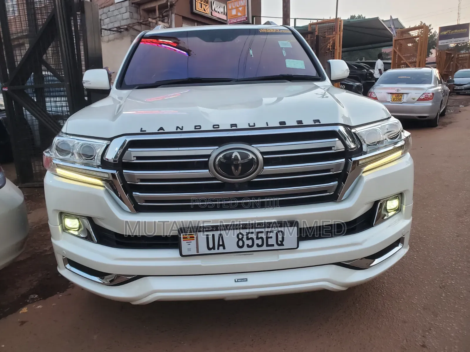 Toyota Land Cruiser 4.6 V8 ZX 2018 White