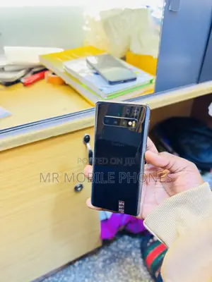 Samsung Galaxy S10 Plus 128 GB White