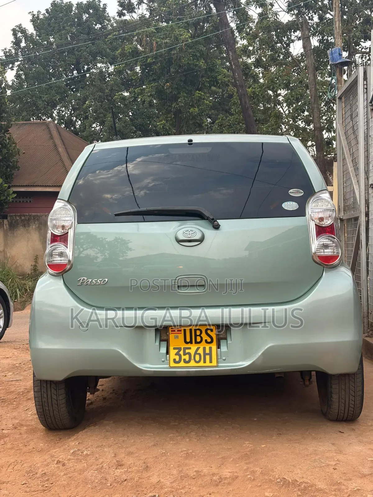 Toyota Passo 2010 Green