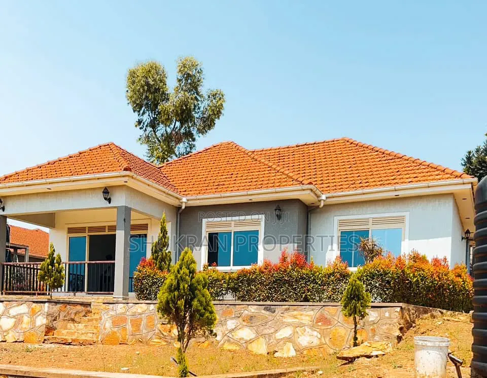 4bdrm House in Kira, Central Division for sale