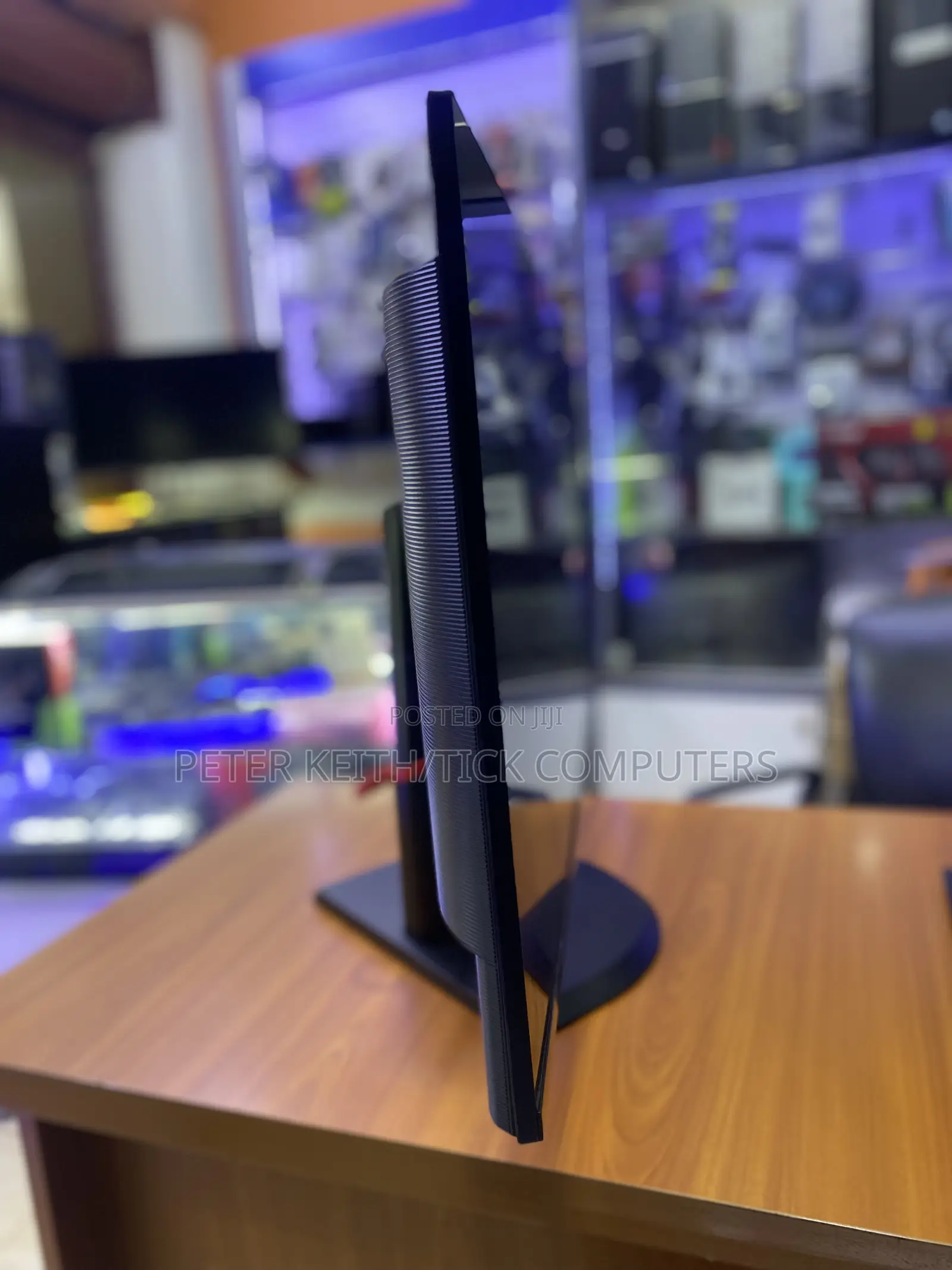 Uhd 32 Ips,Bezeless Graphic Gaming Moitors With Usb,Typc,Hdmi,Dp