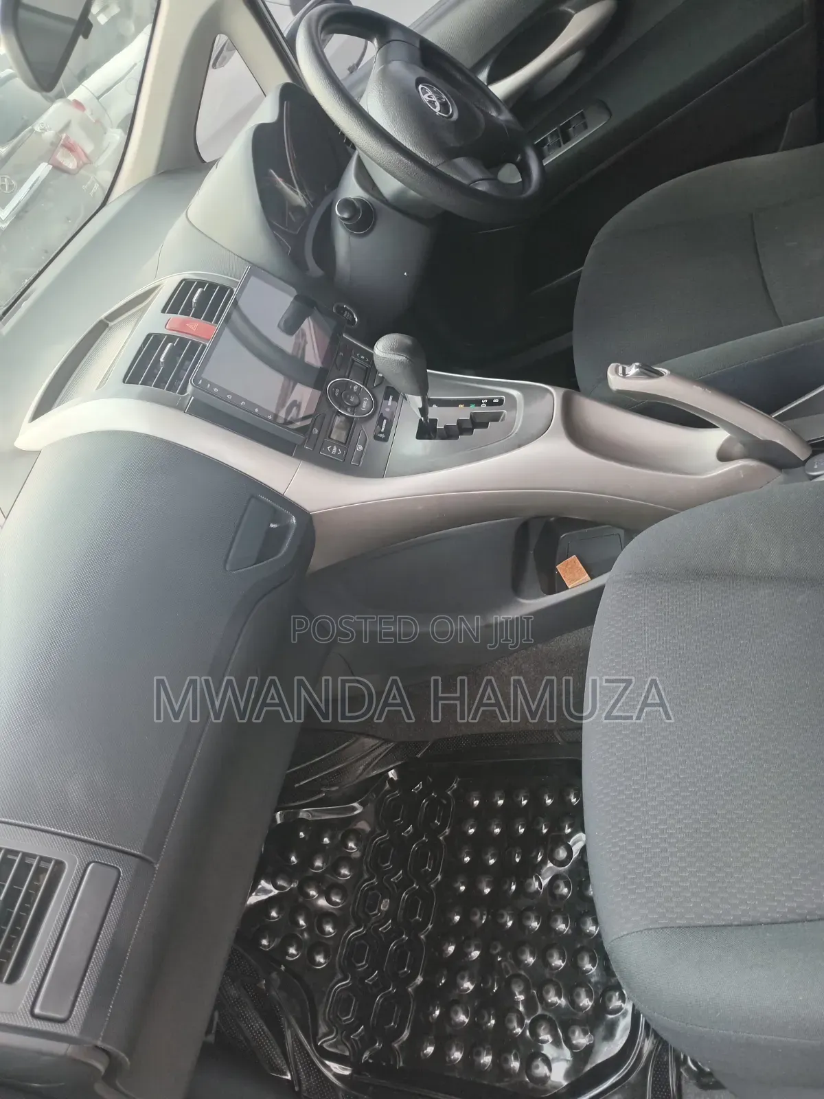 Toyota Auris 2009 Silver
