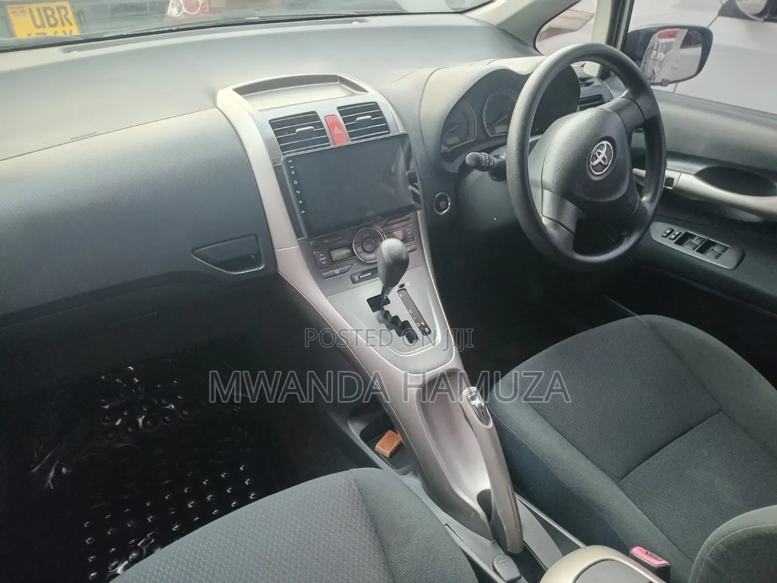 Toyota Auris 2009 Silver