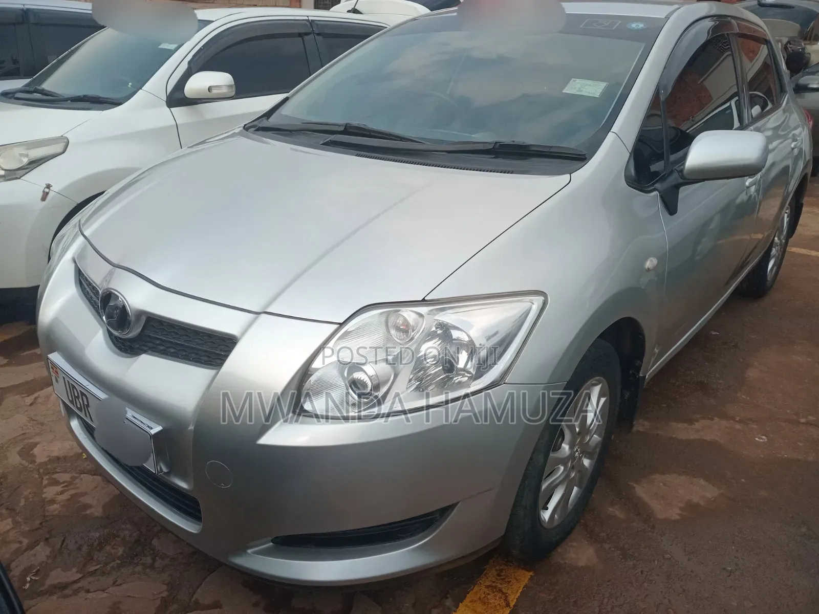Toyota Auris 2009 Silver