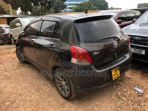 Toyota Vitz 2008 Black