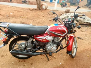 TVS HLX 125 2023 Red