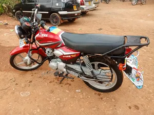 TVS HLX 125 2023 Red
