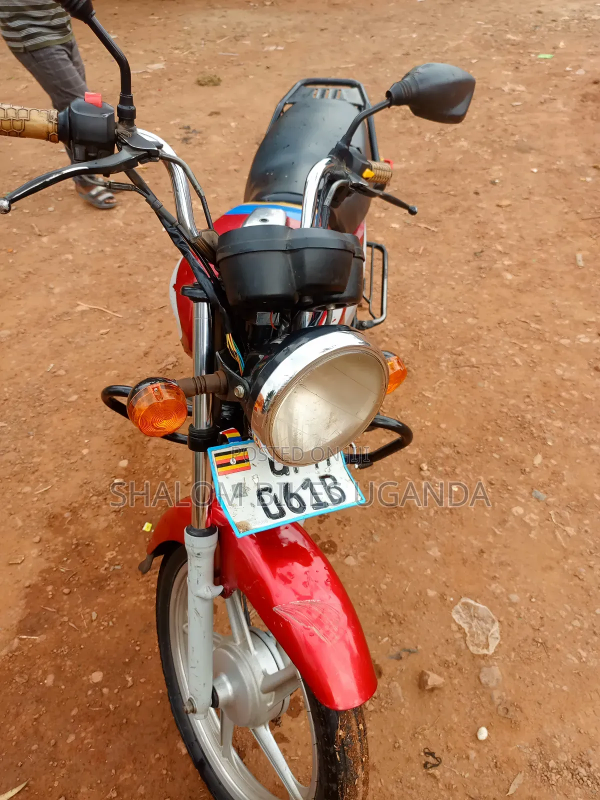 TVS HLX 125 2023 Red