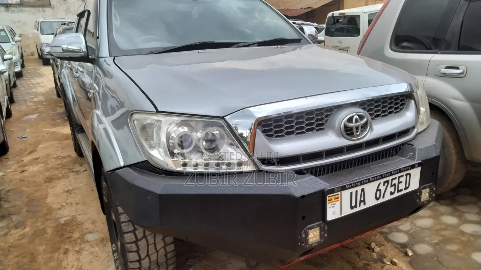 Toyota Hilux 2010 Gray