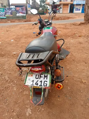 TVS HLX 125 2023 Red