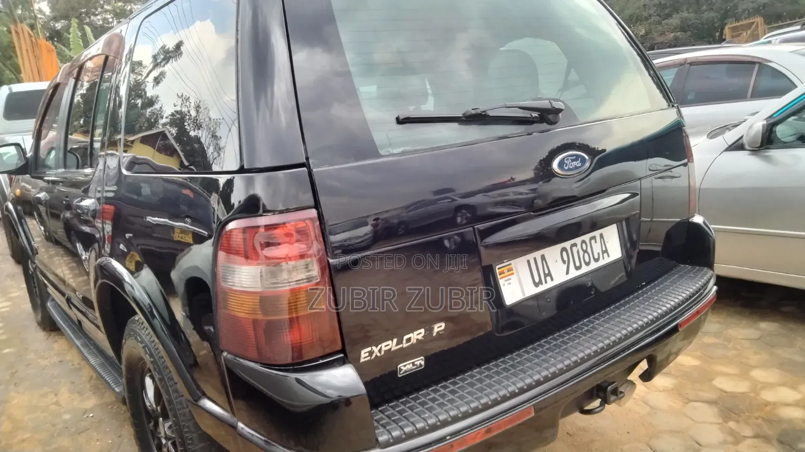 Ford Explorer 2005 Black