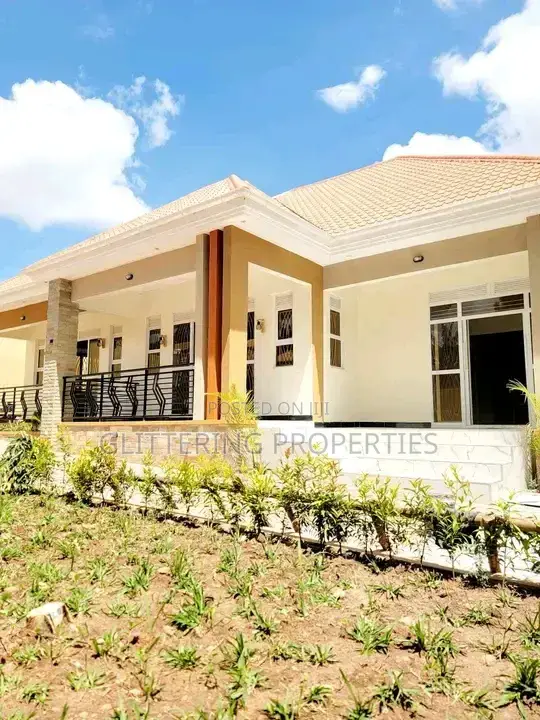 3bdrm Bungalow in Makindye, Central Division for rent