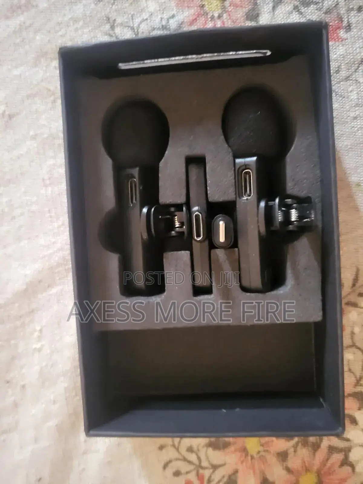 Microphone
