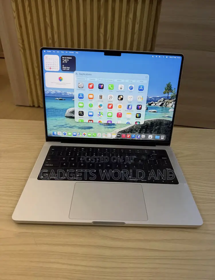 Laptop Apple MacBook Pro 18GB Apple M3 Pro SSD 512GB