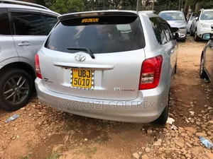 Toyota Corolla Fielder 2005 Silver