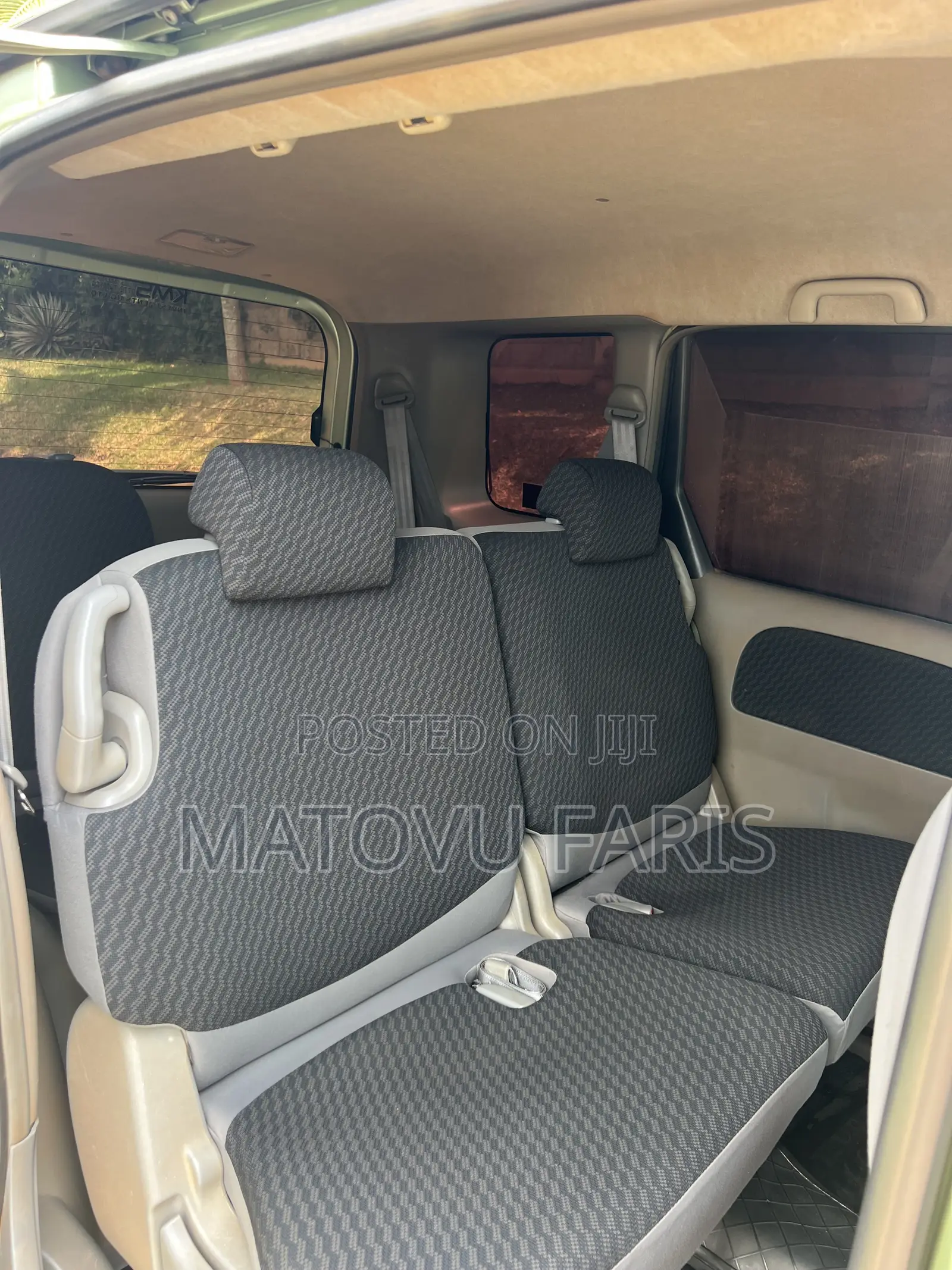 Toyota Sienta 1.5 AWD 2008 Green