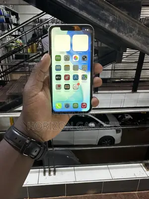 Apple iPhone 11 128 GB White