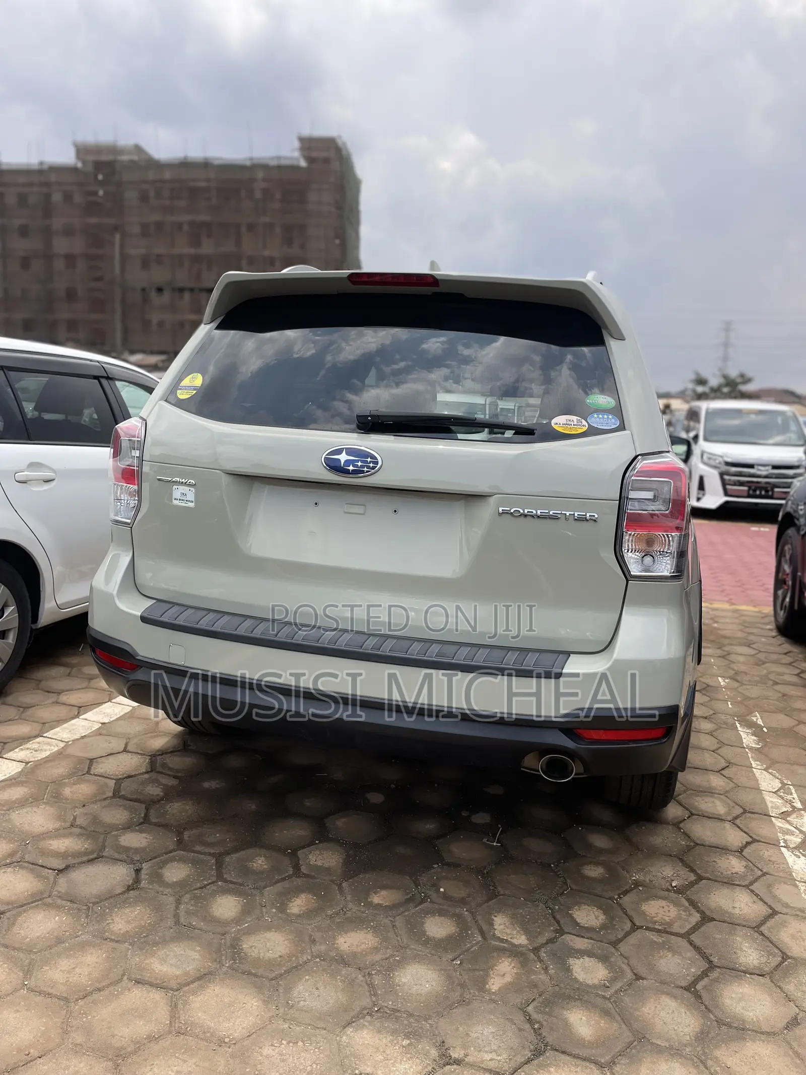 Subaru Forester 2.5i Premium PZEV 4dr SUV AWD (2.5L 4cyl CVT) 2015 Gray
