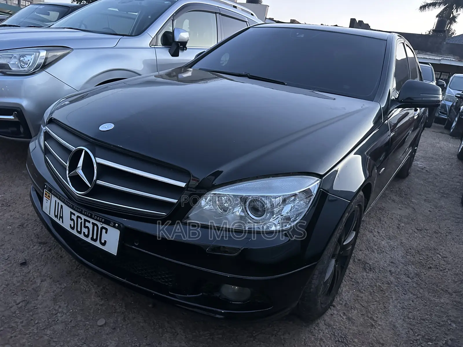 Mercedes-Benz C200 2008 Black