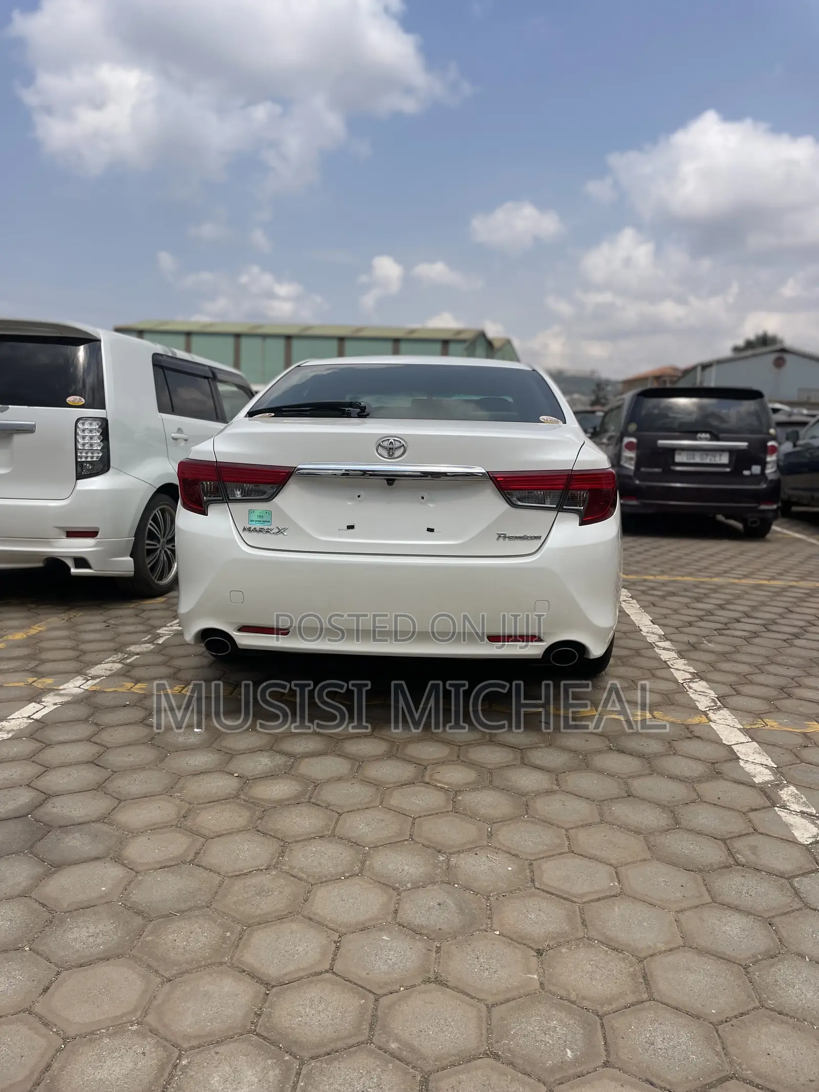 Toyota Mark X 2.5 AWD 2013 White