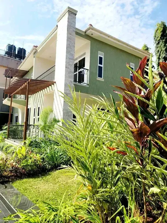 4bdrm Villa in Buziga, Central Division for rent