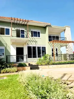 4bdrm Villa in Buziga, Central Division for rent