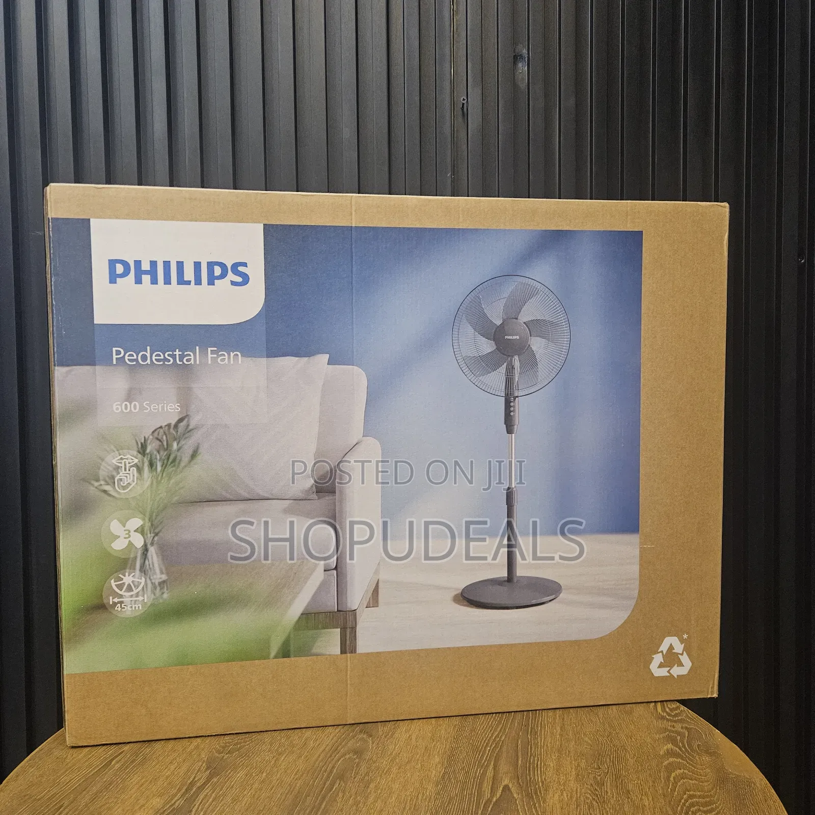 Philipss / Phillips Pedestal Stand Fan – 600 Series - Multicolor