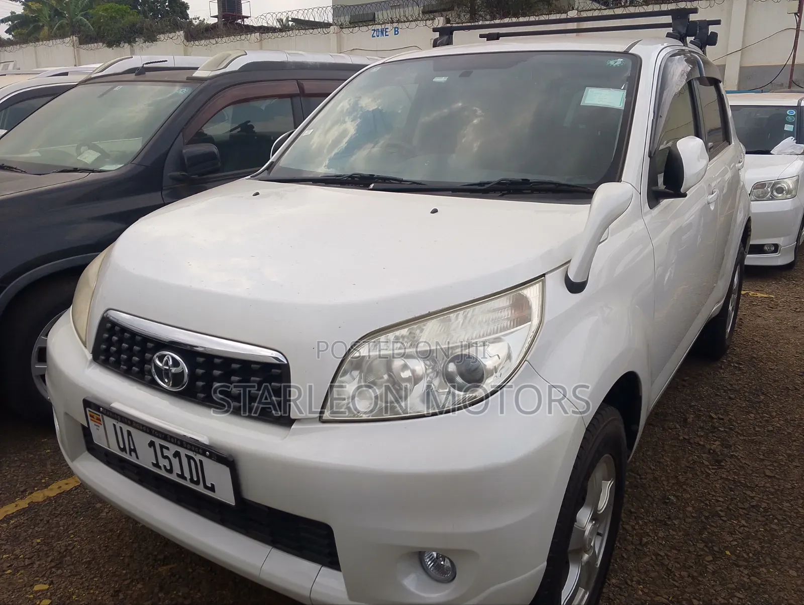 Toyota Rush 2012 White