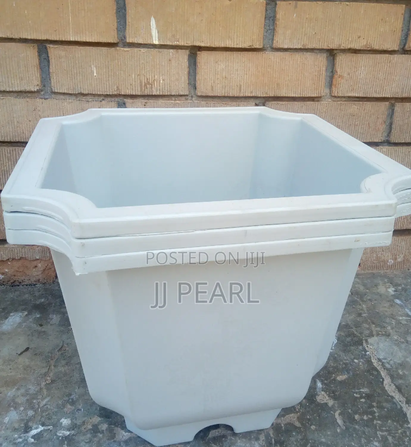 Plastic Flower Pot