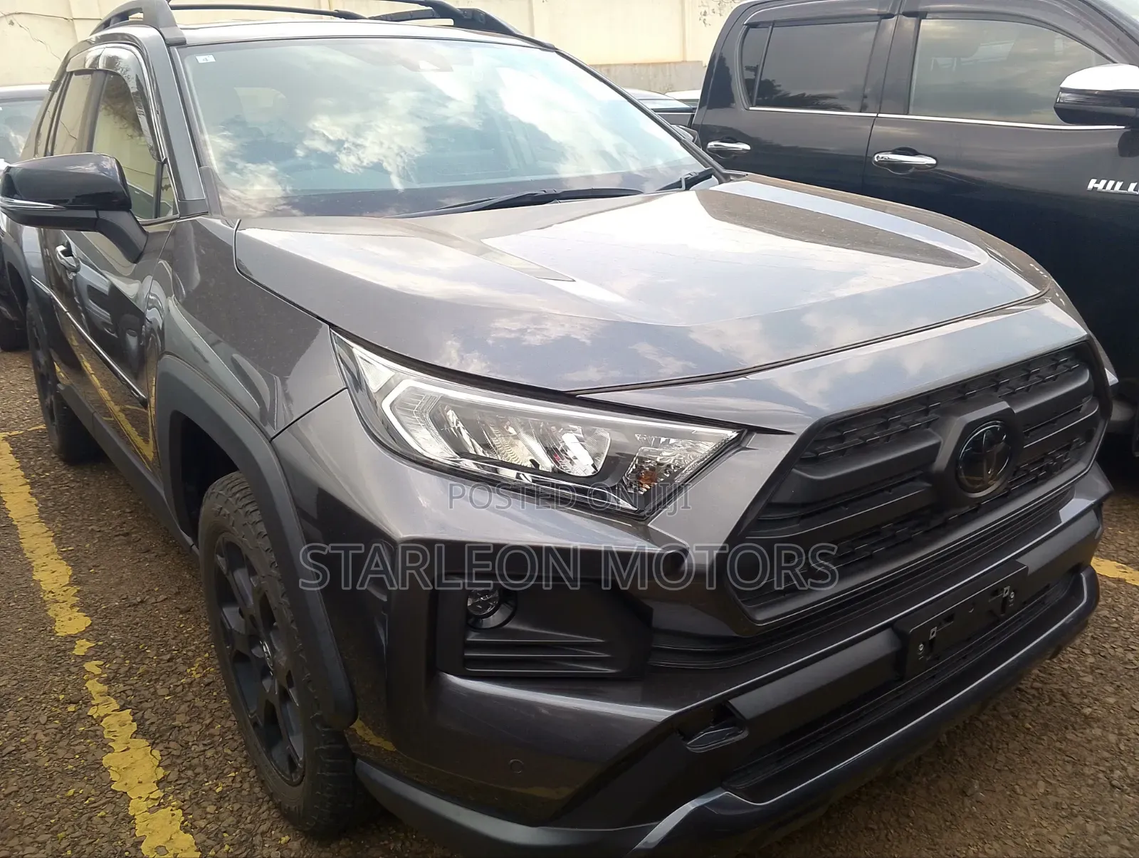 Toyota RAV4 2021 Gray