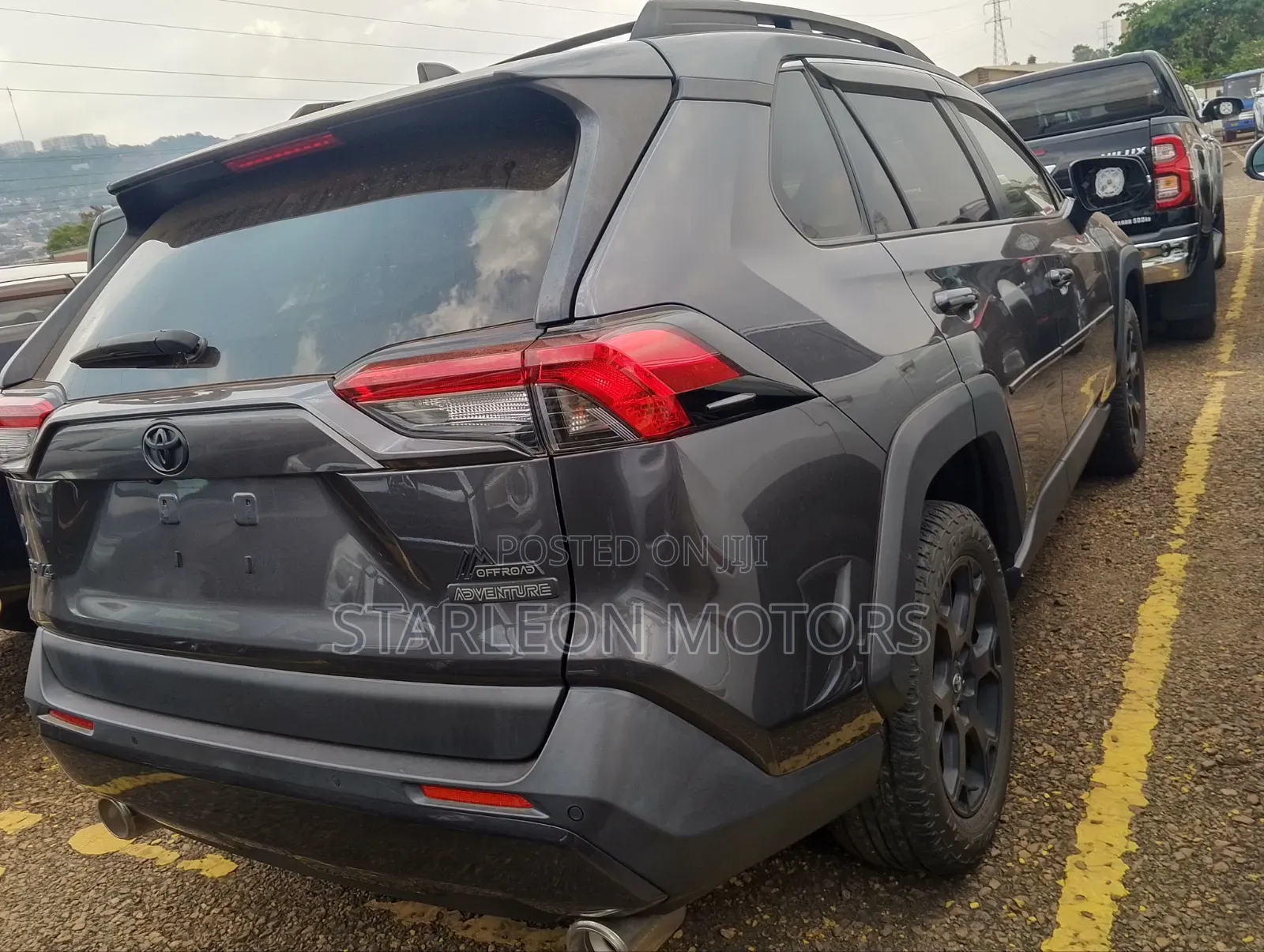 Toyota RAV4 2021 Gray