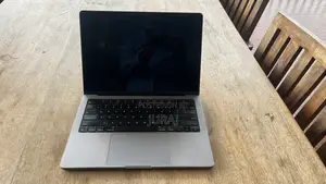 Laptop Apple MacBook Pro 8GB Apple M3 Pro SSD 1T