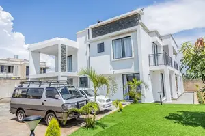 5bdrm House in Renewills Real, Katabi for rent