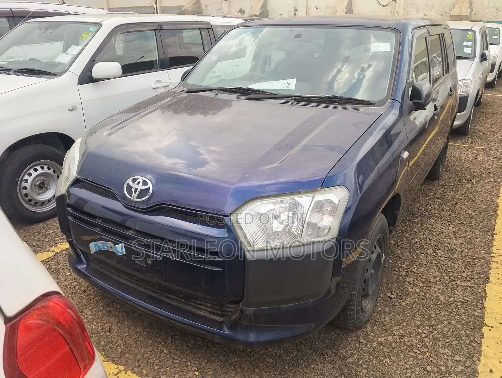 Toyota Probox 2017 Blue