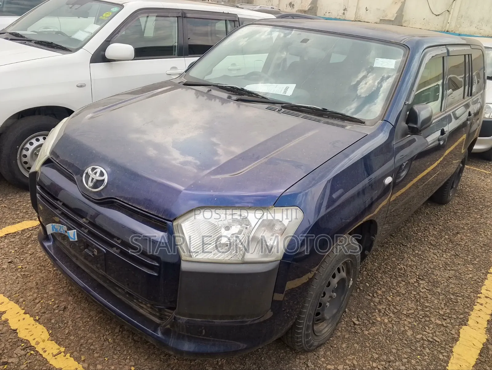 Toyota Probox 2017 Blue