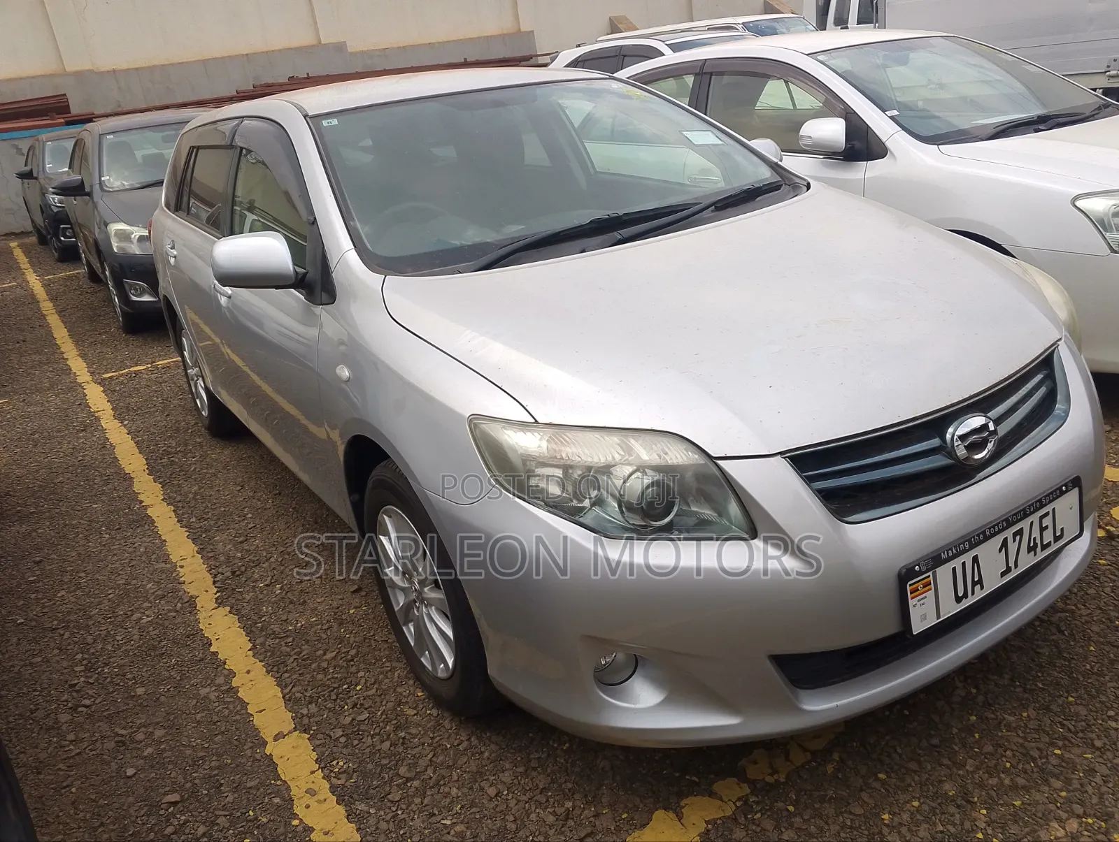 Toyota Corolla Fielder 2012 Silver