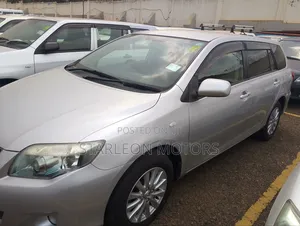 Toyota Corolla Fielder 2012 Silver