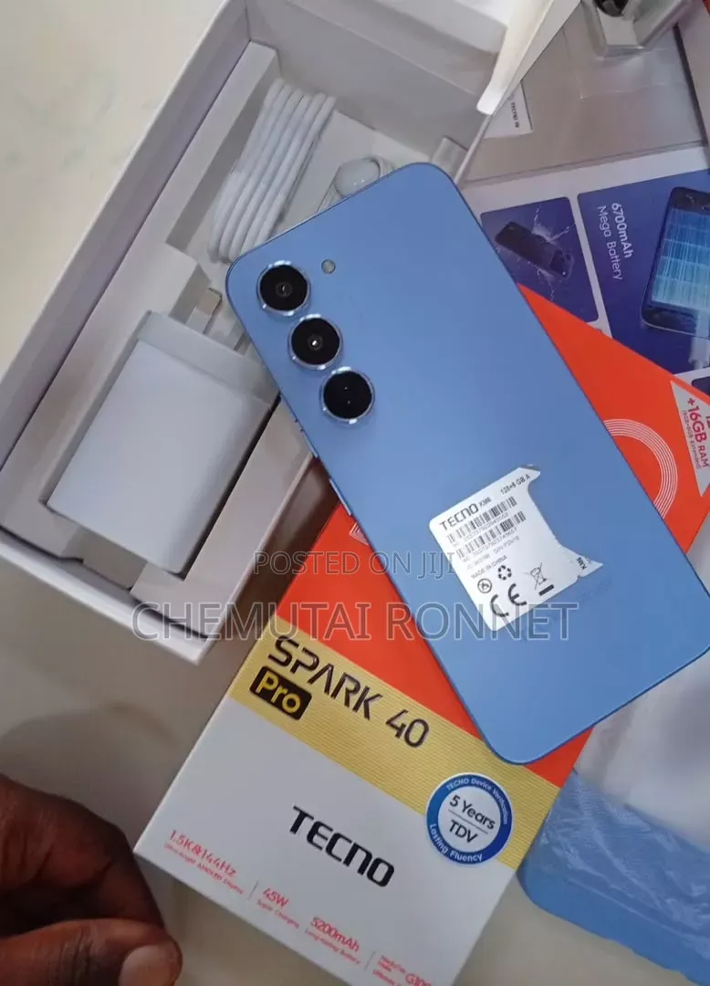 New Tecno Spark 40 Pro 256 GB Blue