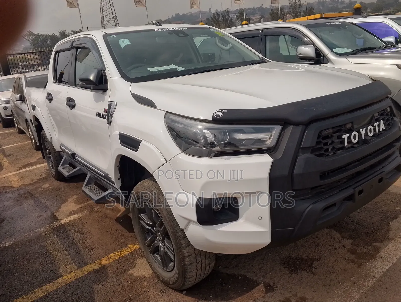 Toyota Hilux Revo Double Cab Deisel 2.4 AWD 2022 White