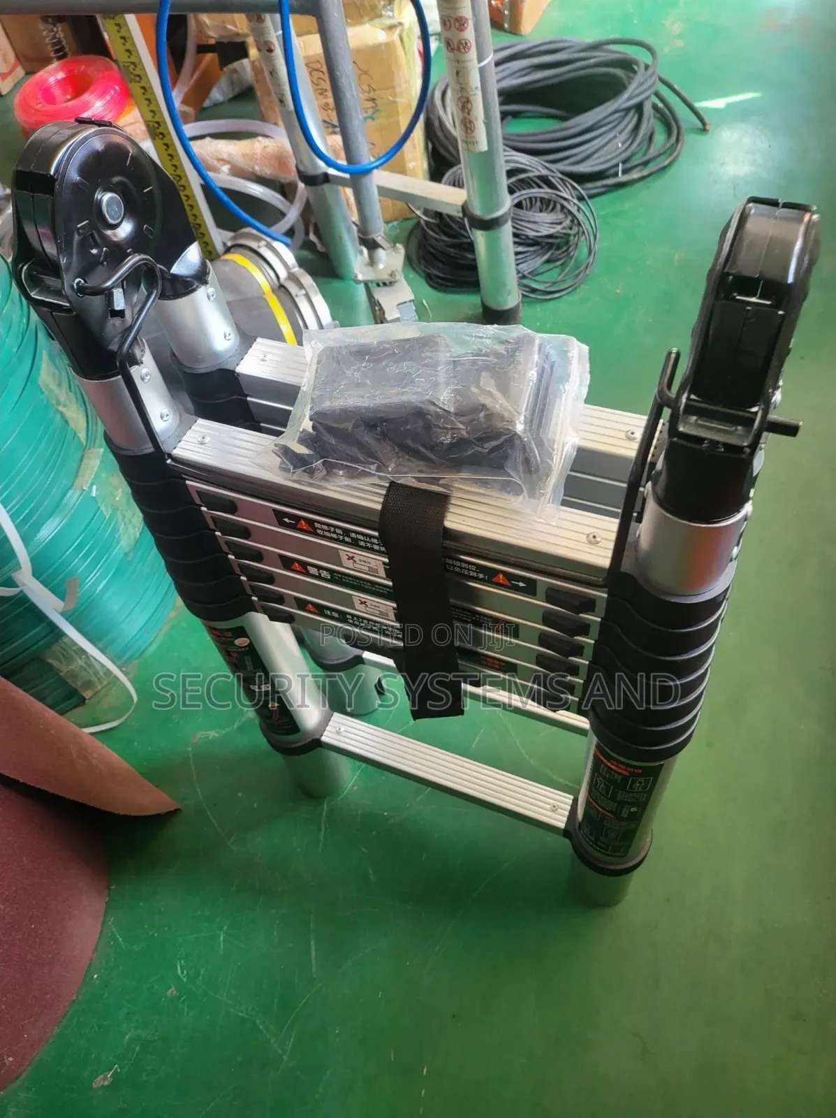 Multi Purpose Telescopic Ladder -18 Feet Long -Double Stand - 6 Meters