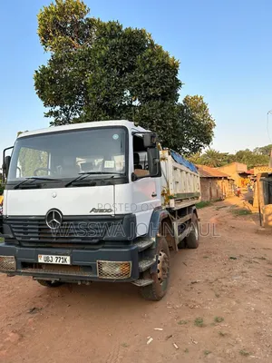 Atego Dump Truck