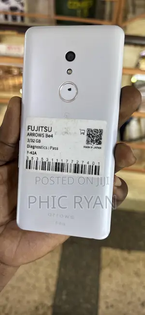 Fujitsu Arrow Be3 F-02L 32 GB White